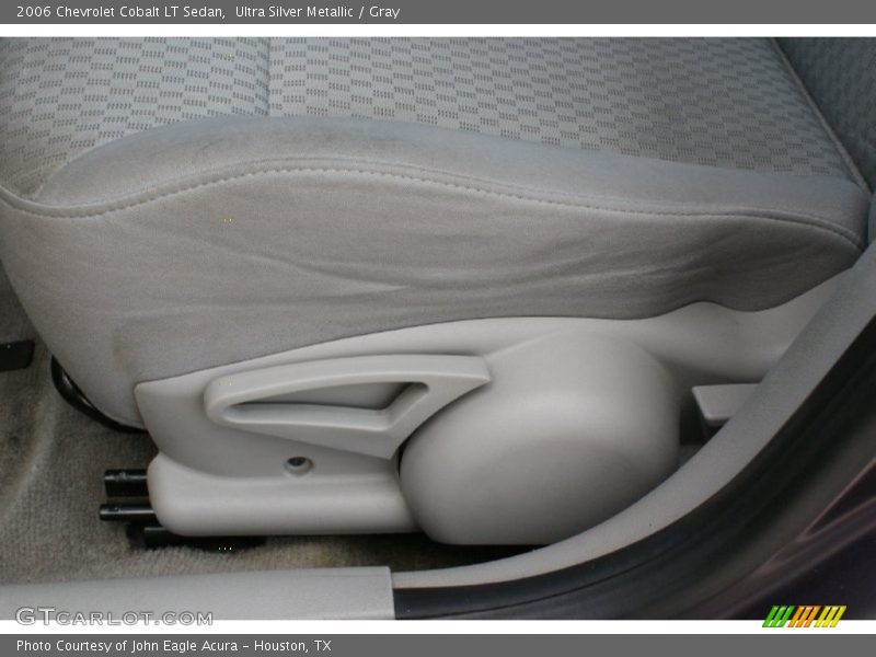 Ultra Silver Metallic / Gray 2006 Chevrolet Cobalt LT Sedan