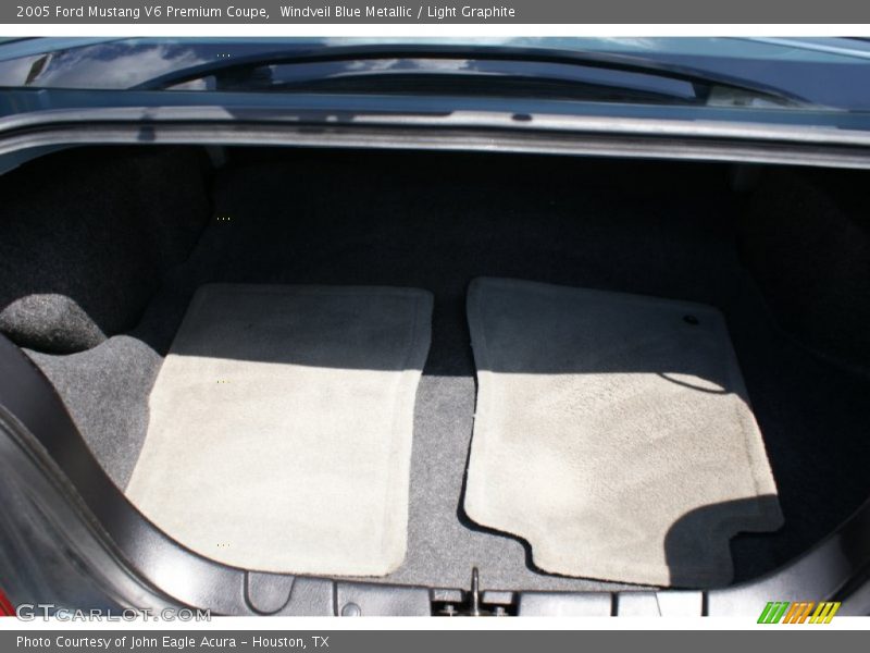 Windveil Blue Metallic / Light Graphite 2005 Ford Mustang V6 Premium Coupe