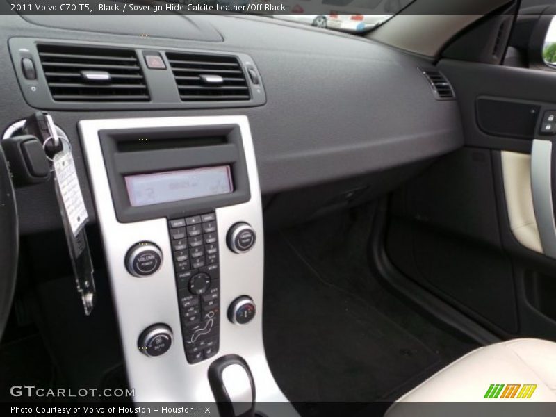 Black / Soverign Hide Calcite Leather/Off Black 2011 Volvo C70 T5