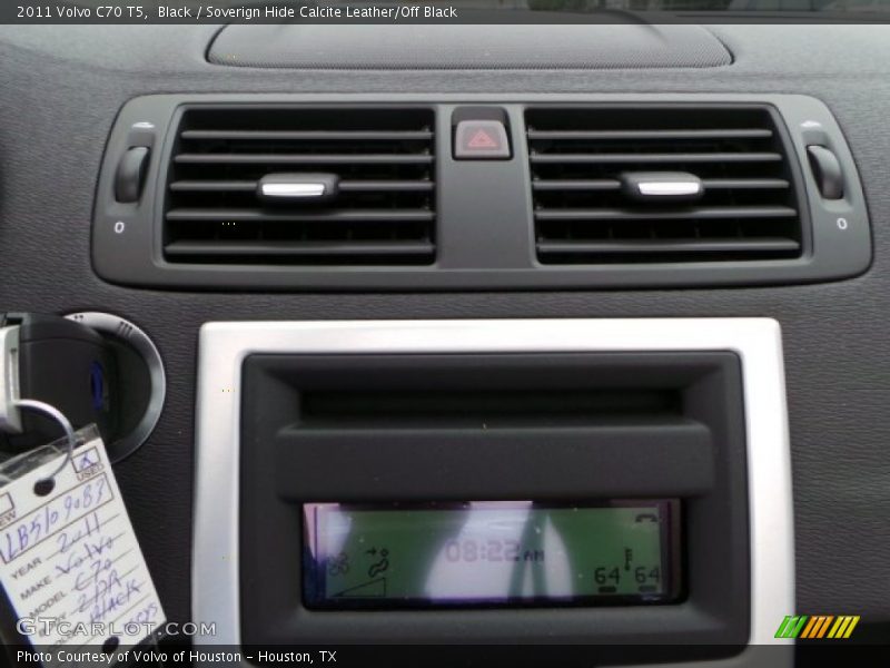 Black / Soverign Hide Calcite Leather/Off Black 2011 Volvo C70 T5