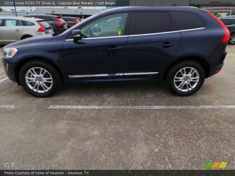 Caspian Blue Metallic / Soft Beige 2015 Volvo XC60 T5 Drive-E