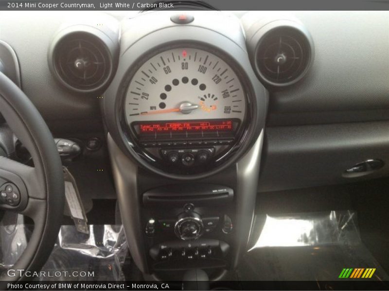 Light White / Carbon Black 2014 Mini Cooper Countryman