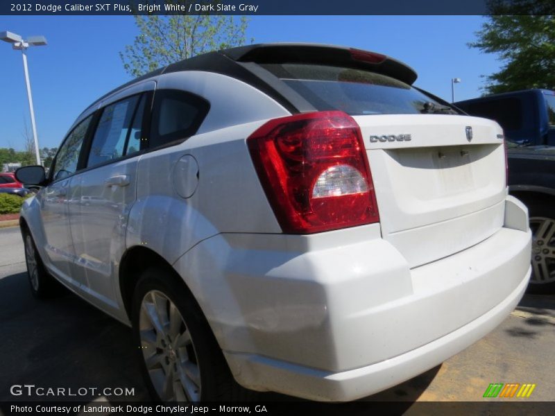 Bright White / Dark Slate Gray 2012 Dodge Caliber SXT Plus
