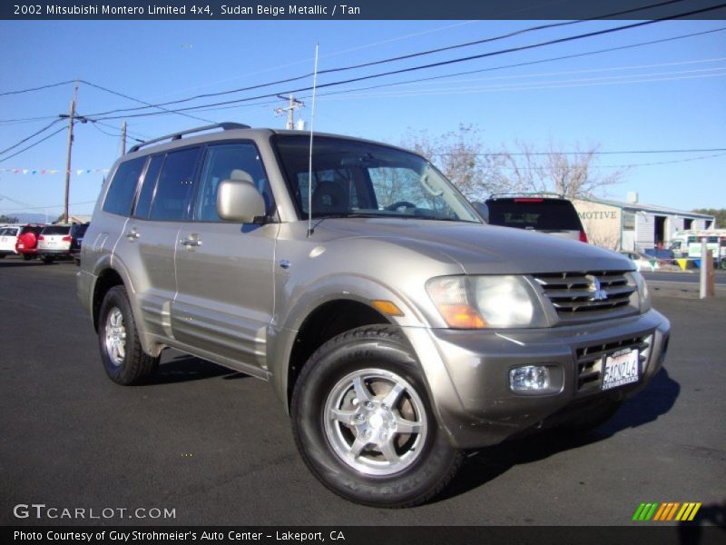 Sudan Beige Metallic / Tan 2002 Mitsubishi Montero Limited 4x4