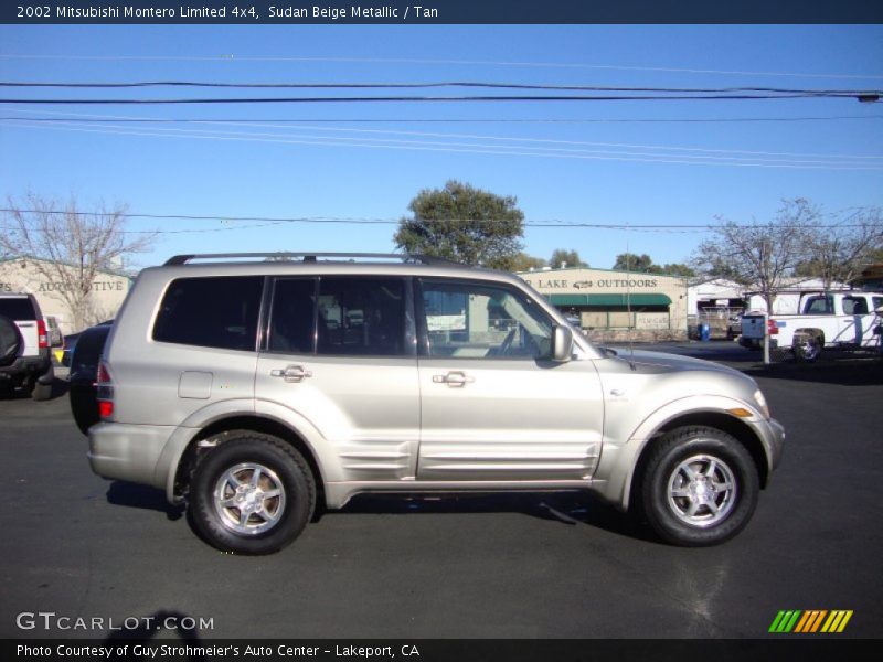 Sudan Beige Metallic / Tan 2002 Mitsubishi Montero Limited 4x4