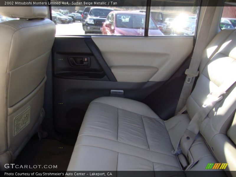 Sudan Beige Metallic / Tan 2002 Mitsubishi Montero Limited 4x4