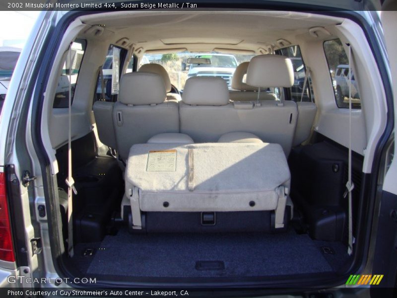 Sudan Beige Metallic / Tan 2002 Mitsubishi Montero Limited 4x4