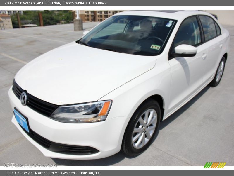 Candy White / Titan Black 2012 Volkswagen Jetta SE Sedan