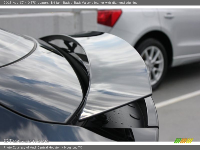 Brilliant Black / Black Valcona leather with diamond stitching 2013 Audi S7 4.0 TFSI quattro