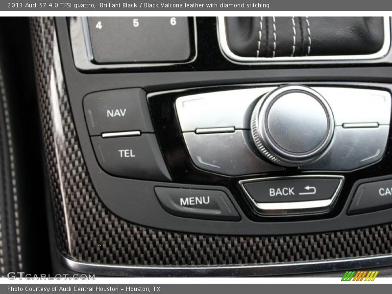 Controls of 2013 S7 4.0 TFSI quattro