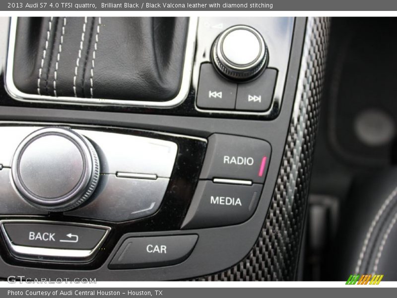Controls of 2013 S7 4.0 TFSI quattro