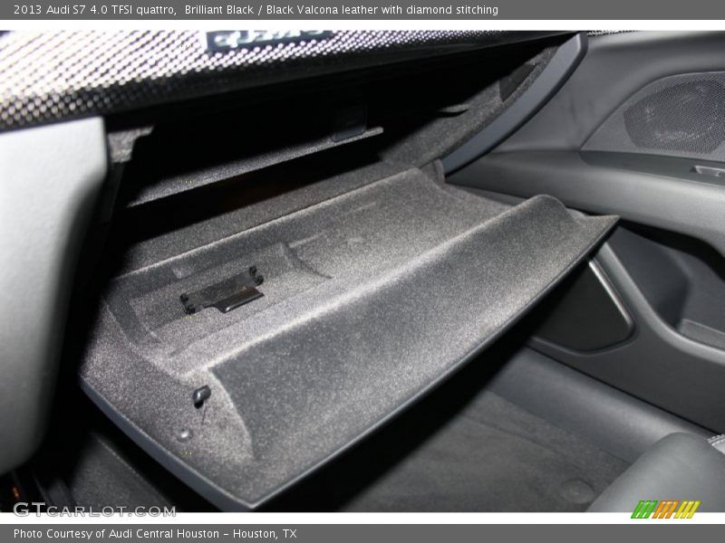 Brilliant Black / Black Valcona leather with diamond stitching 2013 Audi S7 4.0 TFSI quattro