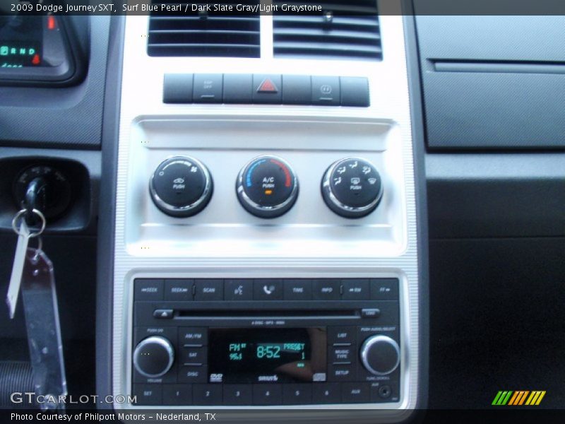 Surf Blue Pearl / Dark Slate Gray/Light Graystone 2009 Dodge Journey SXT