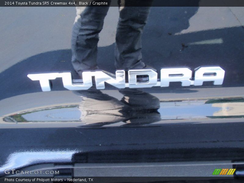 Black / Graphite 2014 Toyota Tundra SR5 Crewmax 4x4