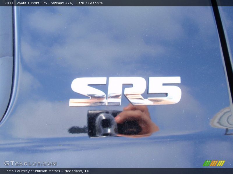 Black / Graphite 2014 Toyota Tundra SR5 Crewmax 4x4