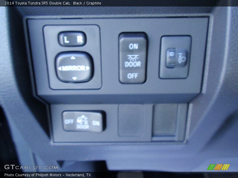 Black / Graphite 2014 Toyota Tundra SR5 Double Cab