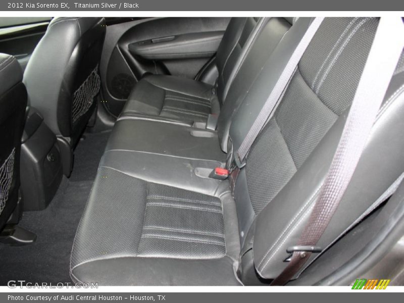 Titanium Silver / Black 2012 Kia Sorento EX