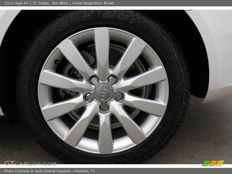 Ibis White / Velvet Beige/Moor Brown 2013 Audi A4 2.0T Sedan