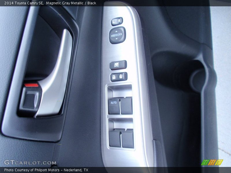 Magnetic Gray Metallic / Black 2014 Toyota Camry SE