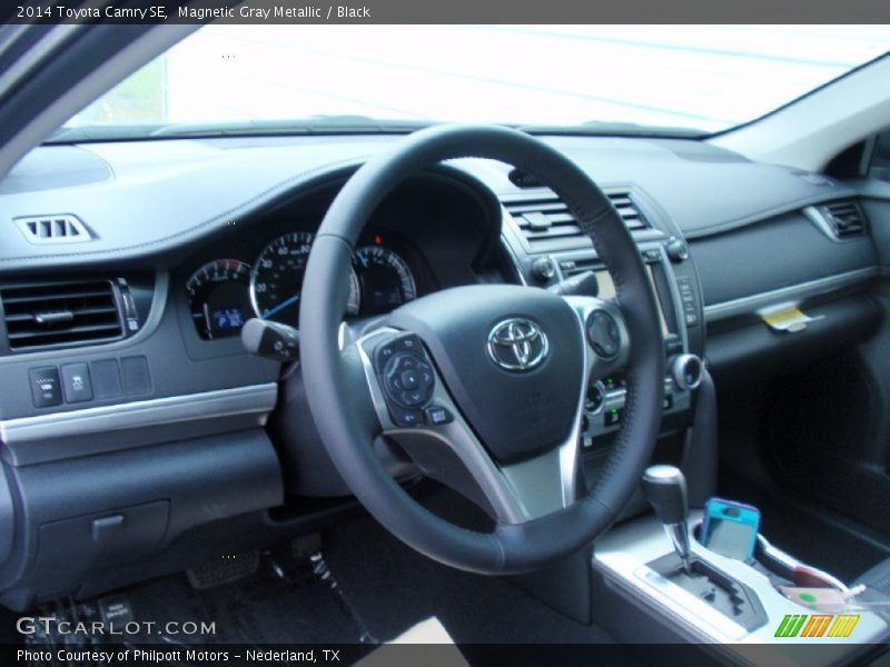 Magnetic Gray Metallic / Black 2014 Toyota Camry SE