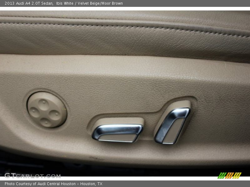 Ibis White / Velvet Beige/Moor Brown 2013 Audi A4 2.0T Sedan