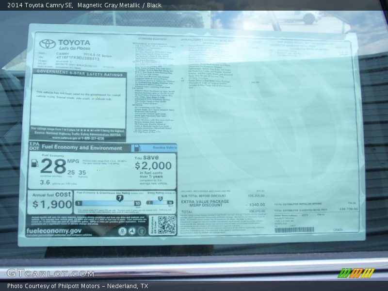 Magnetic Gray Metallic / Black 2014 Toyota Camry SE