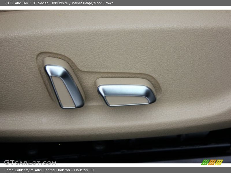 Ibis White / Velvet Beige/Moor Brown 2013 Audi A4 2.0T Sedan