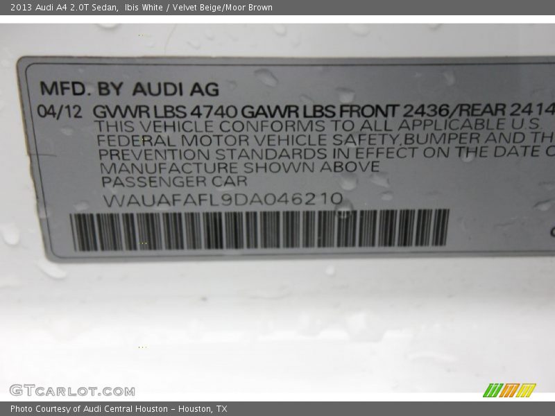 Ibis White / Velvet Beige/Moor Brown 2013 Audi A4 2.0T Sedan