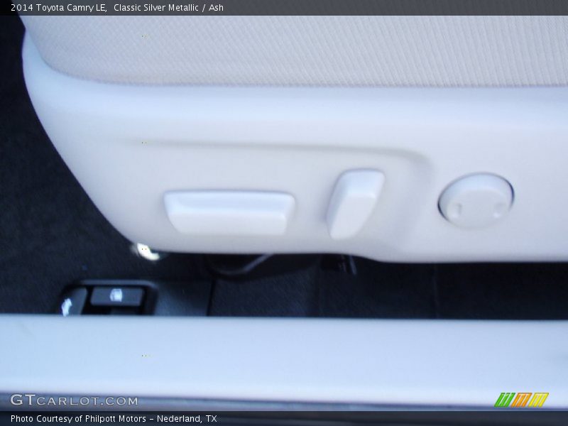 Classic Silver Metallic / Ash 2014 Toyota Camry LE