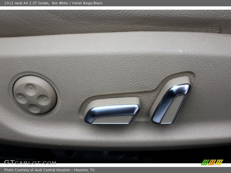 Ibis White / Velvet Beige/Black 2013 Audi A4 2.0T Sedan