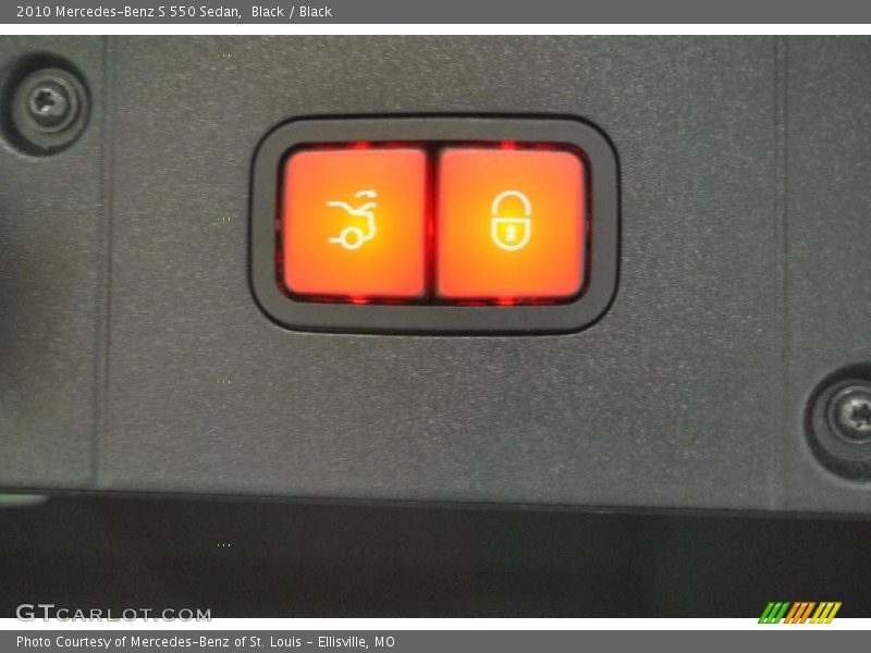 Black / Black 2010 Mercedes-Benz S 550 Sedan