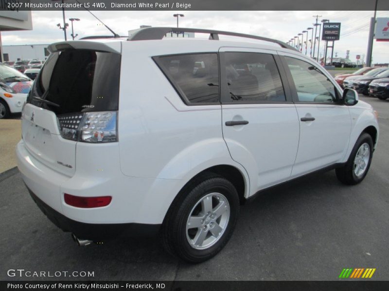 Diamond White Pearl / Beige 2007 Mitsubishi Outlander LS 4WD