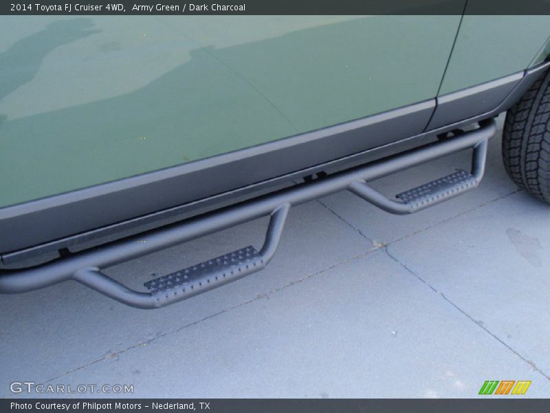 Army Green / Dark Charcoal 2014 Toyota FJ Cruiser 4WD