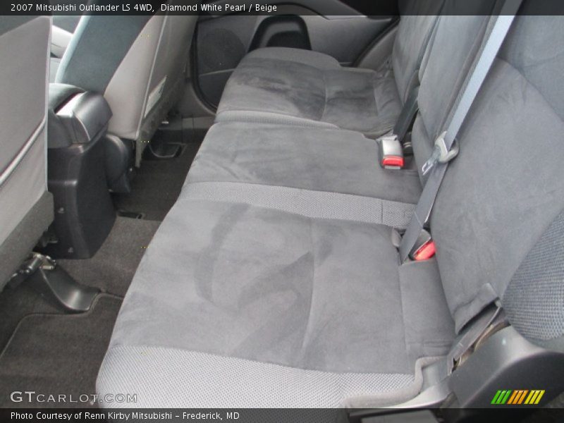 Diamond White Pearl / Beige 2007 Mitsubishi Outlander LS 4WD