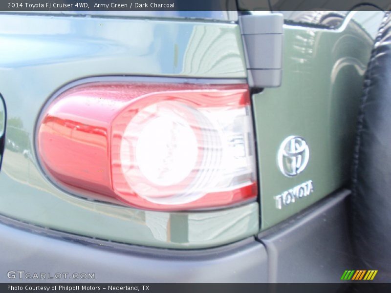 Army Green / Dark Charcoal 2014 Toyota FJ Cruiser 4WD