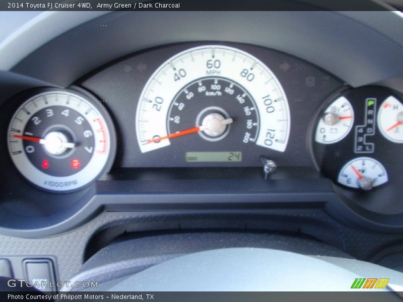 Army Green / Dark Charcoal 2014 Toyota FJ Cruiser 4WD