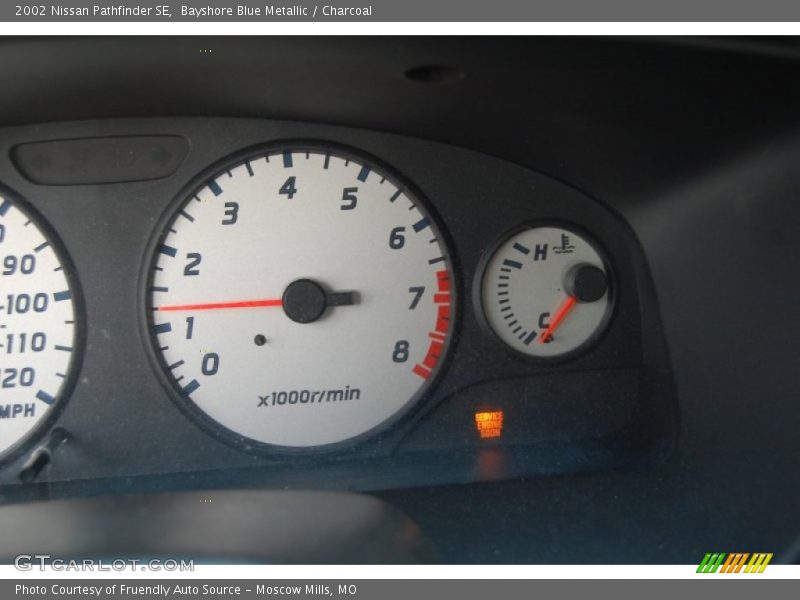 Bayshore Blue Metallic / Charcoal 2002 Nissan Pathfinder SE