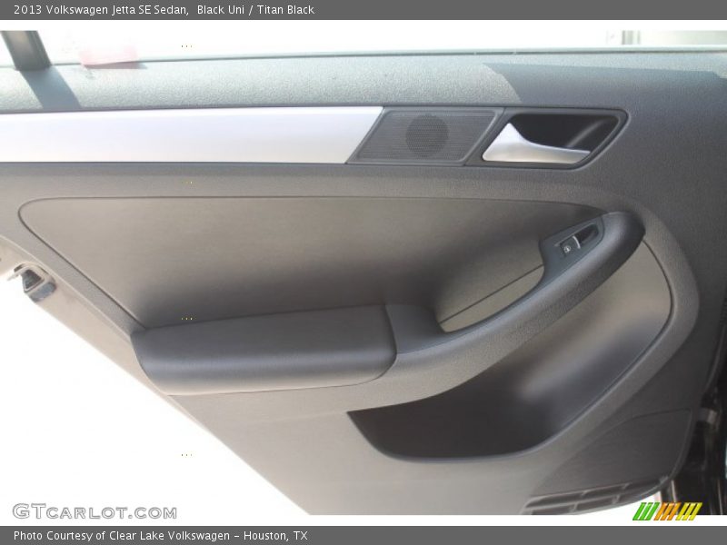 Black Uni / Titan Black 2013 Volkswagen Jetta SE Sedan