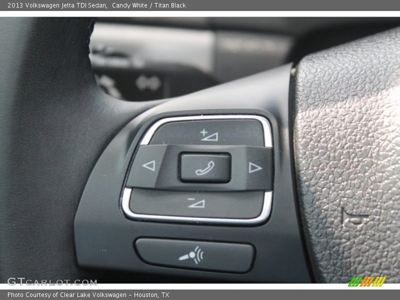 Candy White / Titan Black 2013 Volkswagen Jetta TDI Sedan