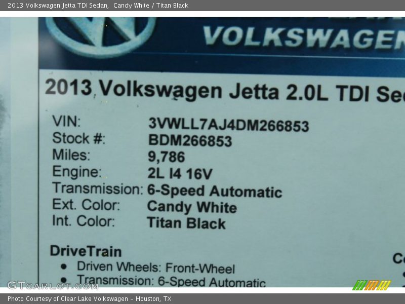 Candy White / Titan Black 2013 Volkswagen Jetta TDI Sedan