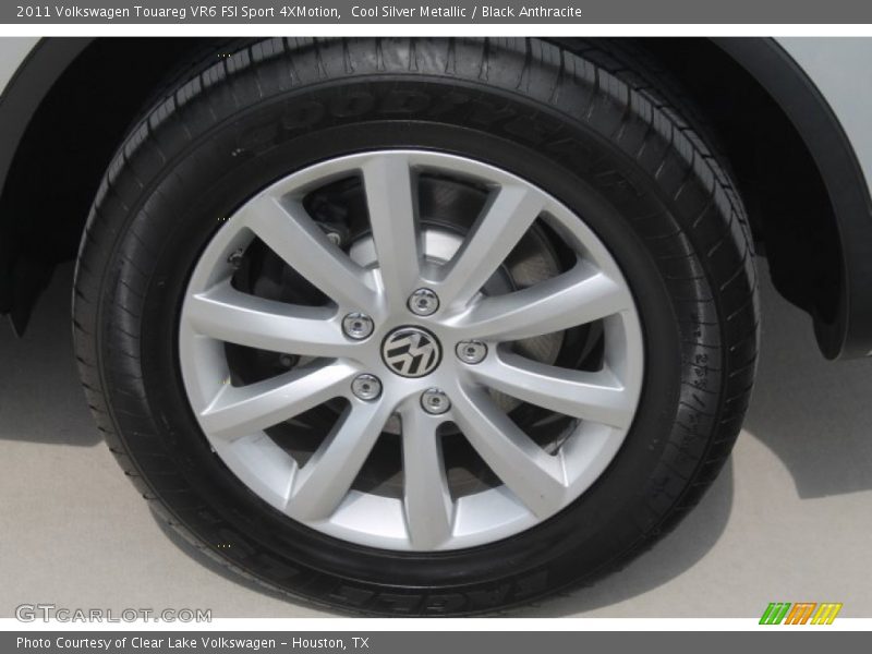 Cool Silver Metallic / Black Anthracite 2011 Volkswagen Touareg VR6 FSI Sport 4XMotion