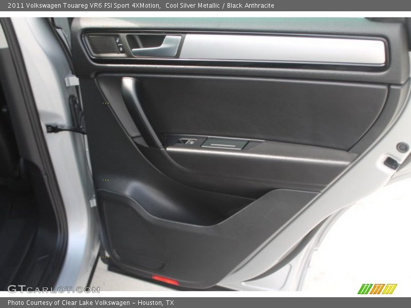 Cool Silver Metallic / Black Anthracite 2011 Volkswagen Touareg VR6 FSI Sport 4XMotion