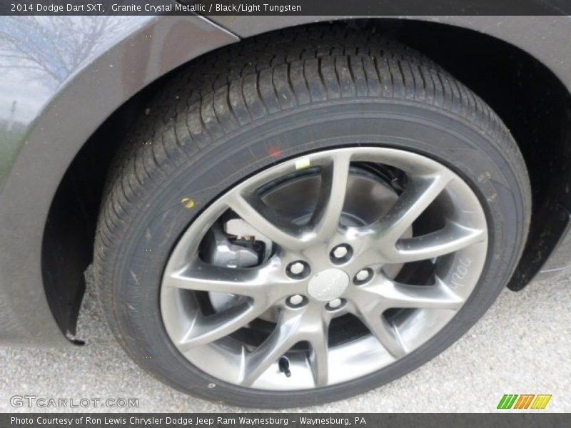 Granite Crystal Metallic / Black/Light Tungsten 2014 Dodge Dart SXT