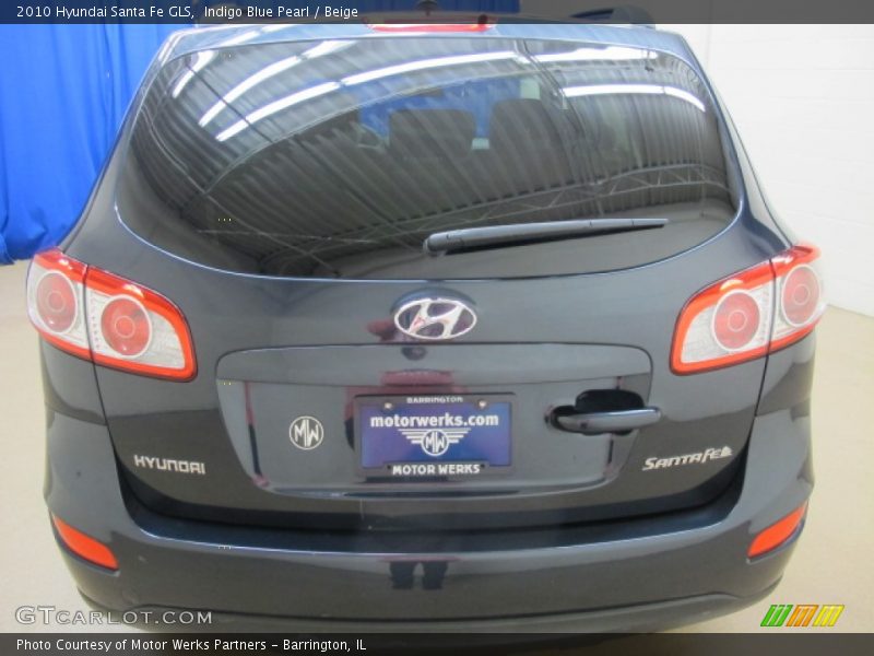 Indigo Blue Pearl / Beige 2010 Hyundai Santa Fe GLS