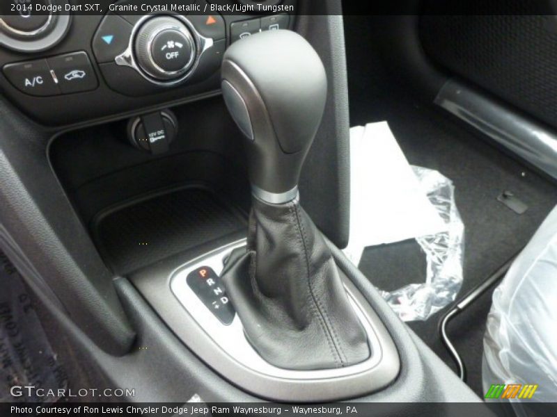 Granite Crystal Metallic / Black/Light Tungsten 2014 Dodge Dart SXT