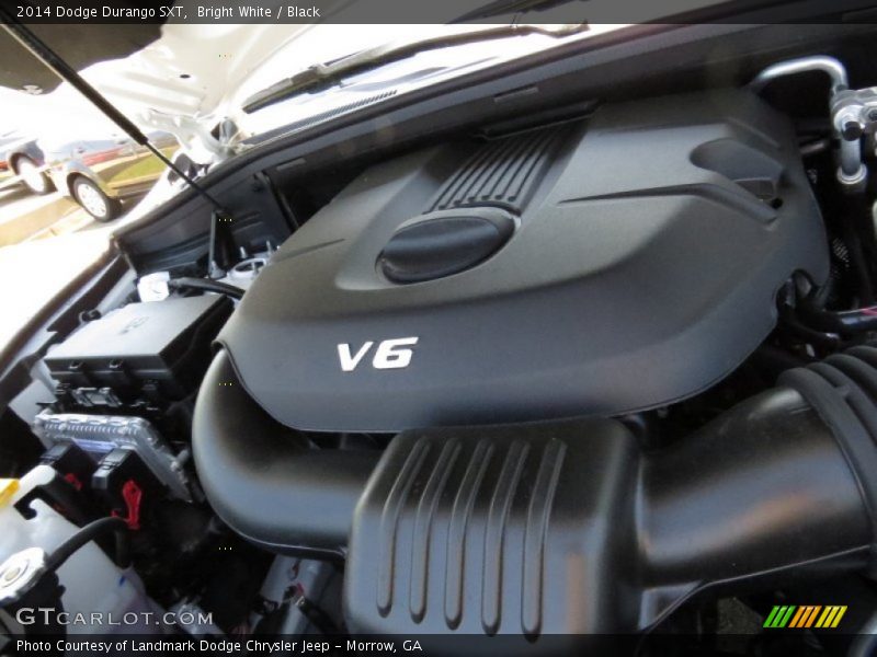Bright White / Black 2014 Dodge Durango SXT