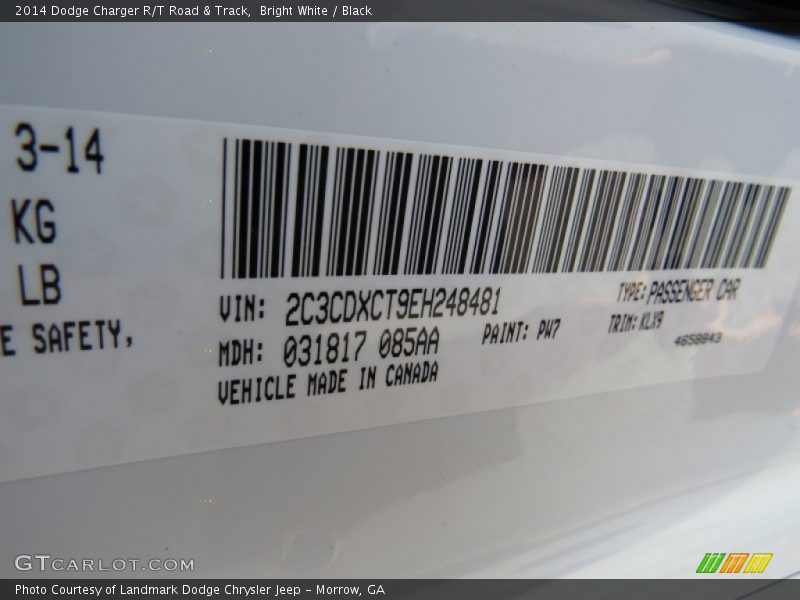 Bright White / Black 2014 Dodge Charger R/T Road & Track