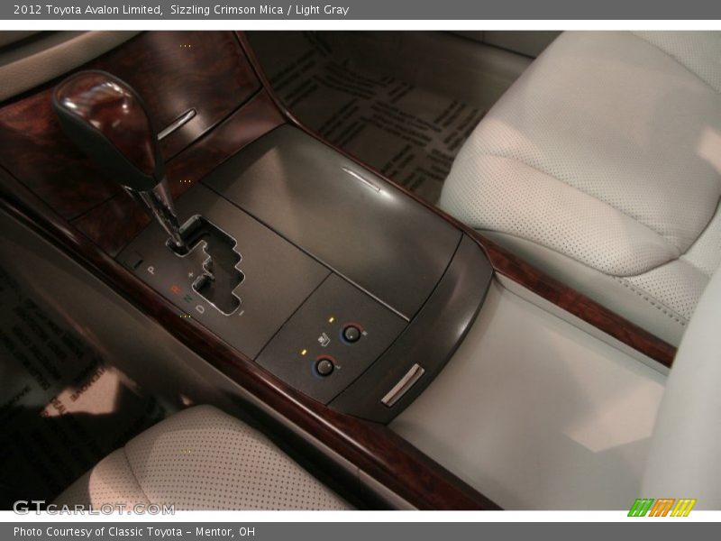 Sizzling Crimson Mica / Light Gray 2012 Toyota Avalon Limited