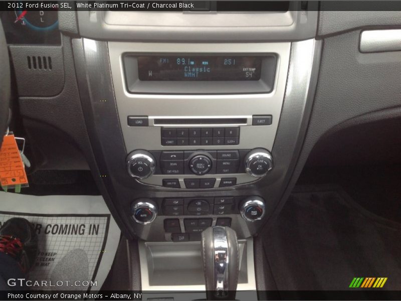 White Platinum Tri-Coat / Charcoal Black 2012 Ford Fusion SEL