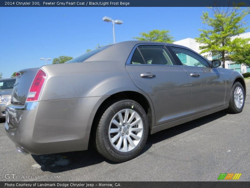 Pewter Grey Pearl Coat / Black/Light Frost Beige 2014 Chrysler 300